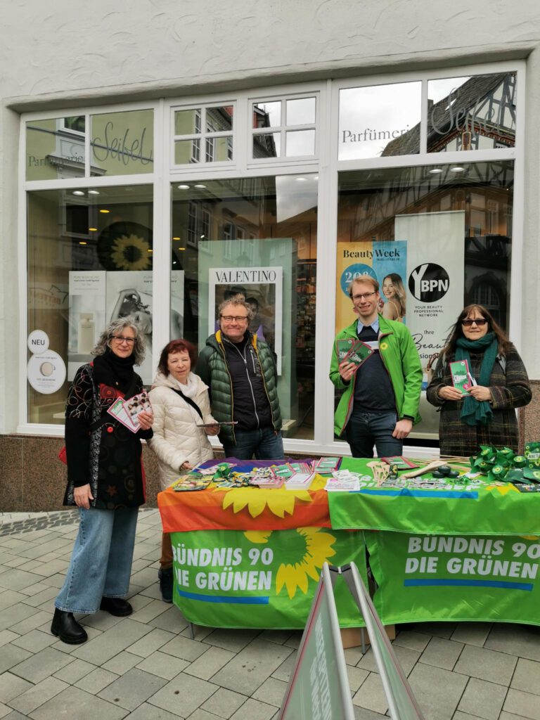 Wahlkampfstand am Eisenmarkt